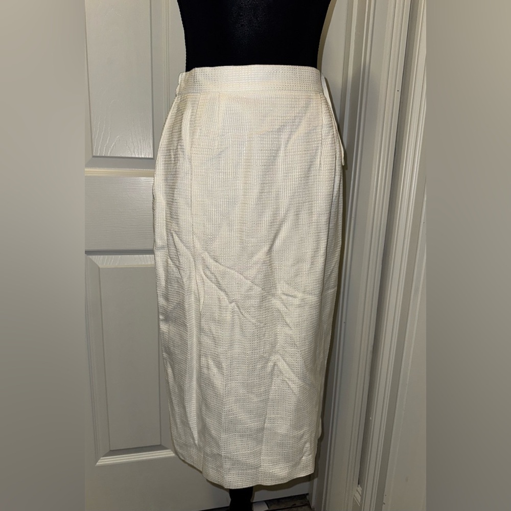 NWT Elegant Cream Blazer with Button Details NWT - image 10